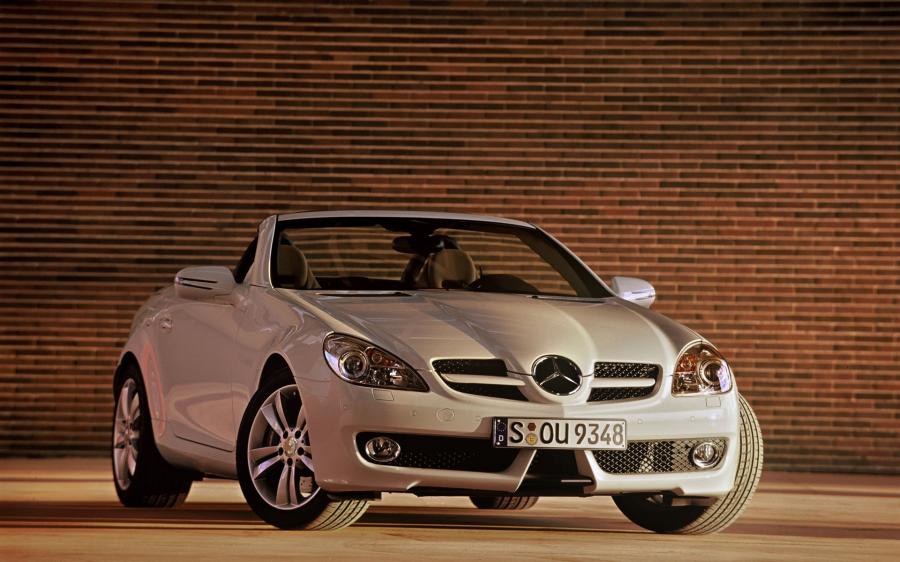  Mercedes-Benz SLK350 2009 года  (фото 9 из 28)